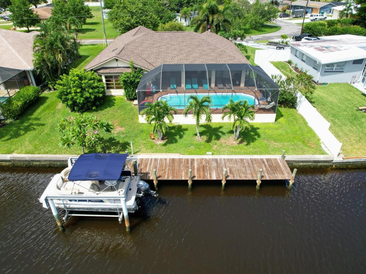 House With A Boatyour Private Waterfront Resort Port Charlotte Kültér fotó